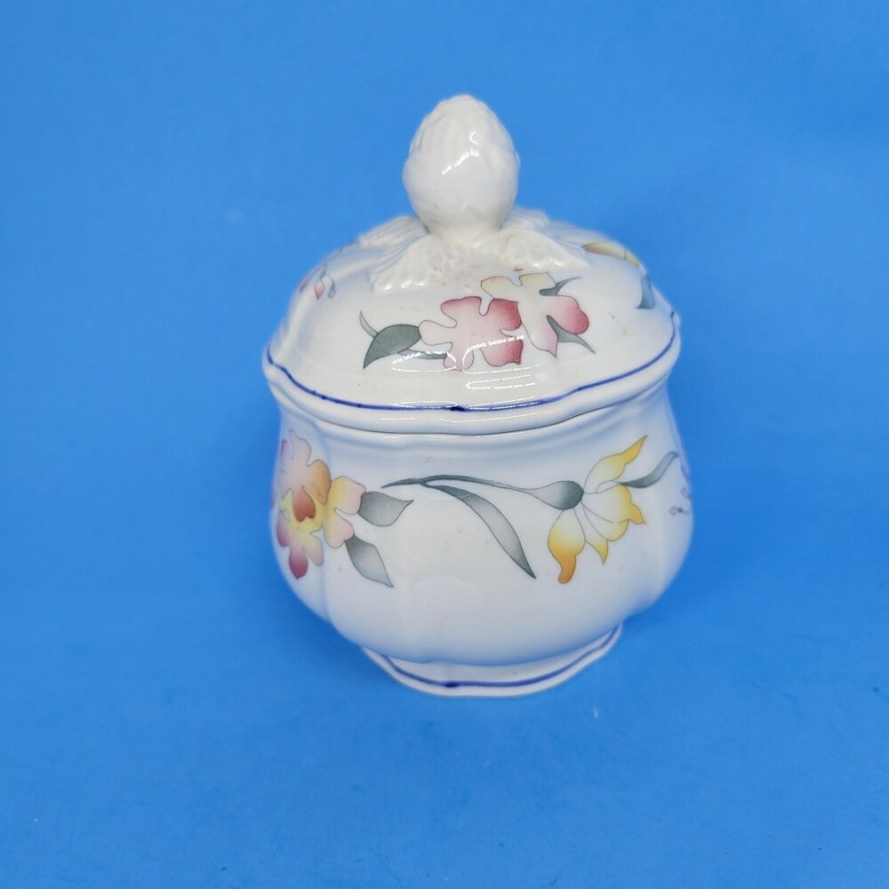Villeroy And Boch "RIVIERA" Depuis 1748 Floral 4.5"TX3"W Covered Sugar Bowl VGC